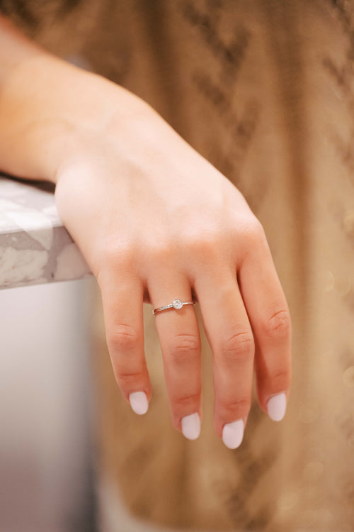 Bague en or blanc et diamant