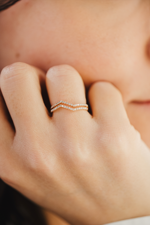 Bague or rose et diamants