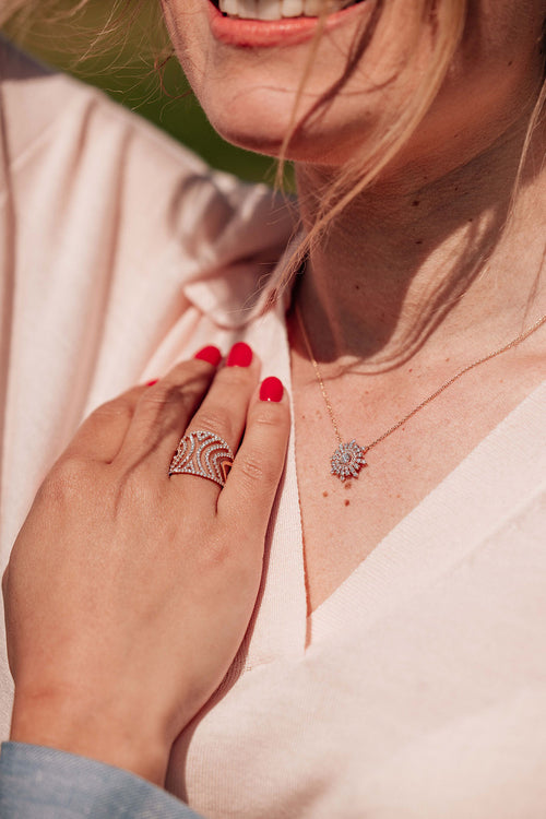 Bague en or rose et diamants