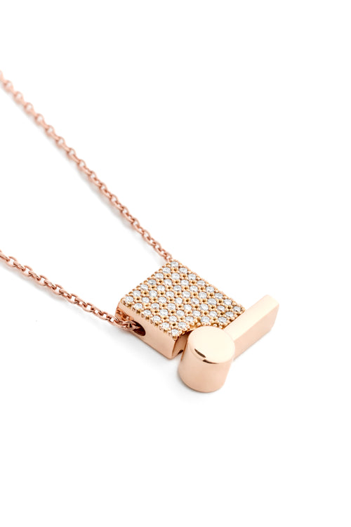 Pendentif en or jaune et diamants