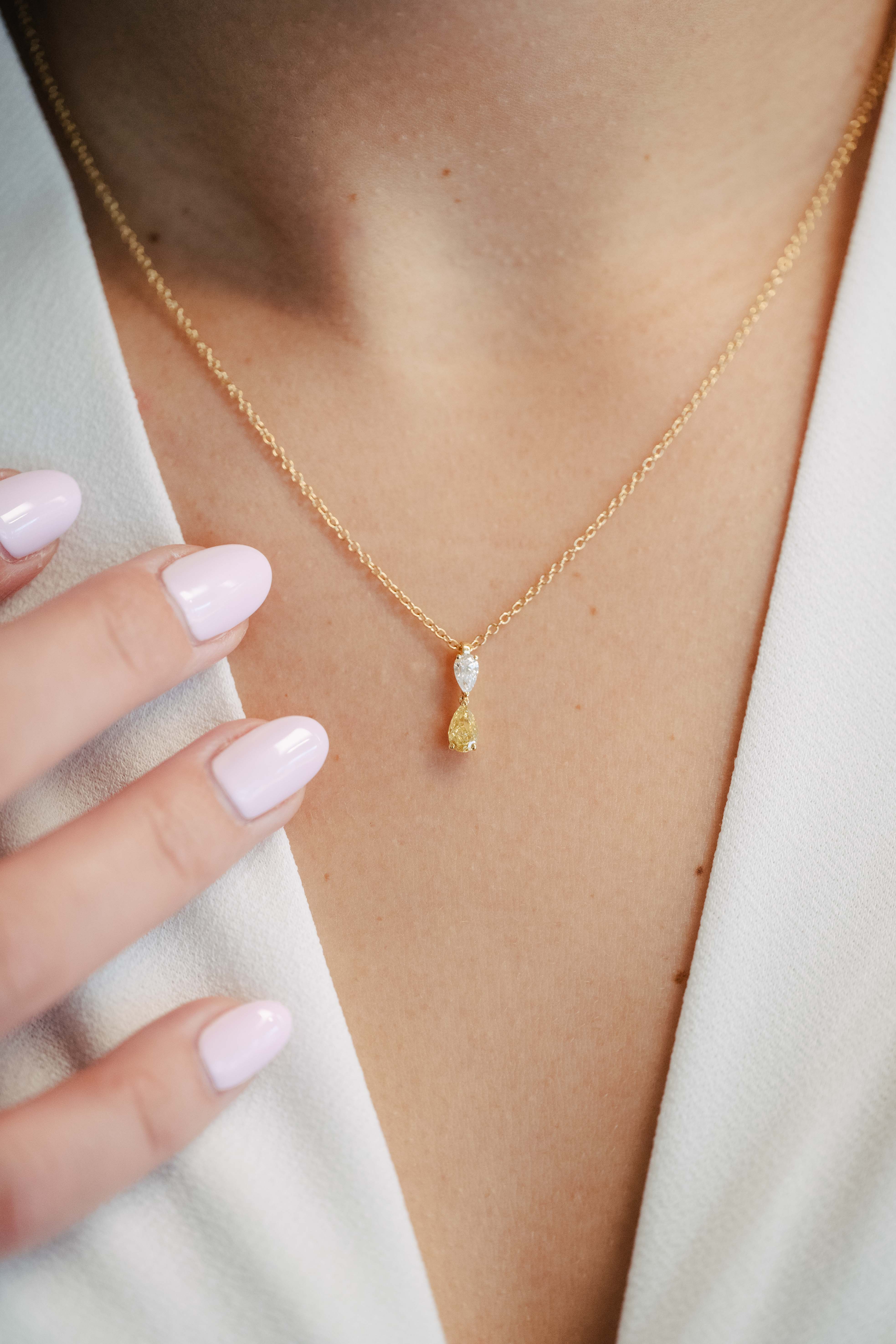 Collier en or jaune, diamant jaune et diamant – Polomé