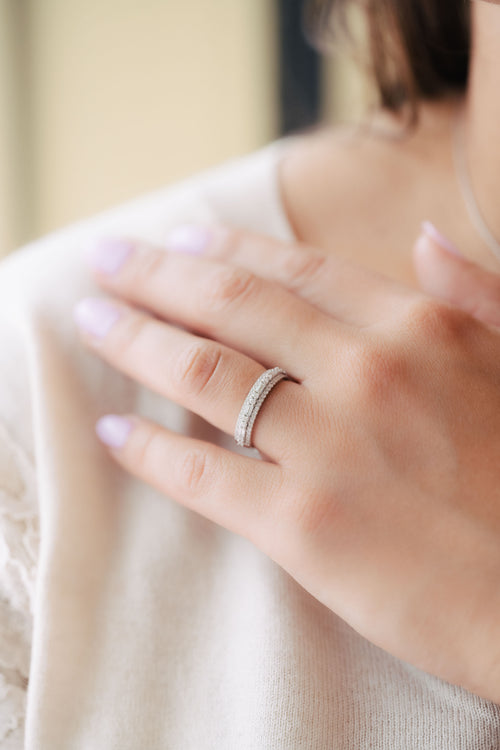 Bague en or blanc et diamants