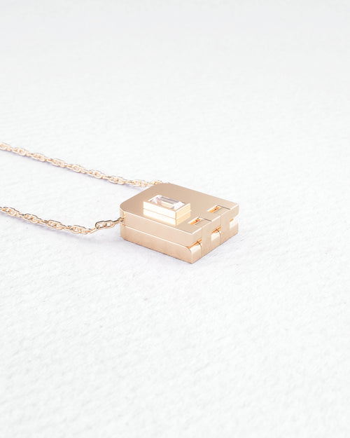 Yellow gold and diamond necklace