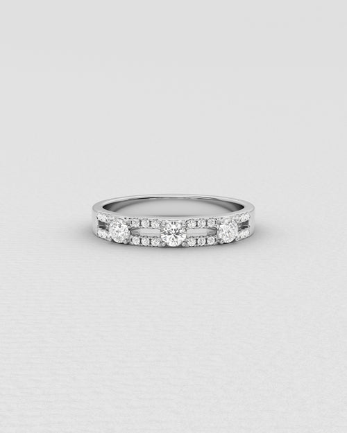 Bague en or blanc et diamants
