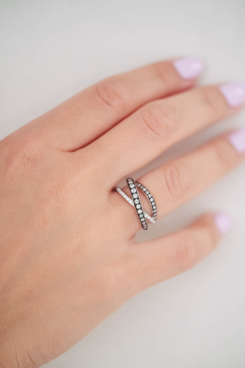 Bague or blanc et diamants
