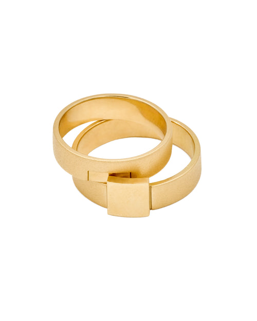 Rose gold ring