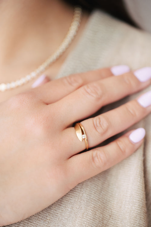 Bague en or jaune et diamant