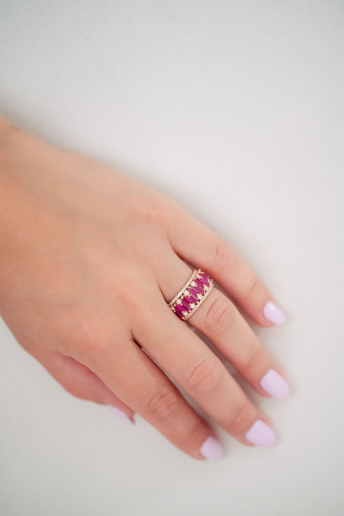 Bague en or rose, diamants et rubis