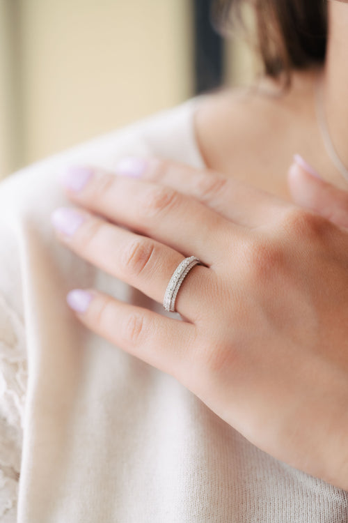 Bague en or blanc et diamants