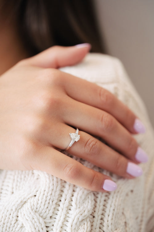 Bague en or blanc et diamants