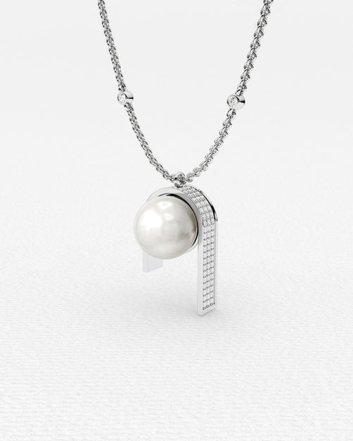 White gold necklace with South Sea pearl and diamonds