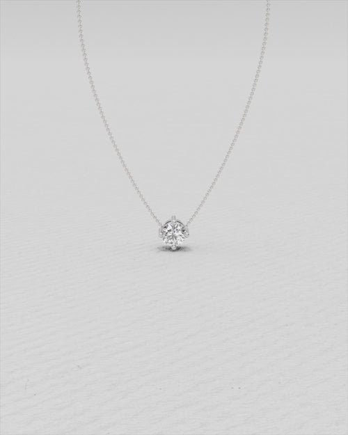 Pendentif en or blanc