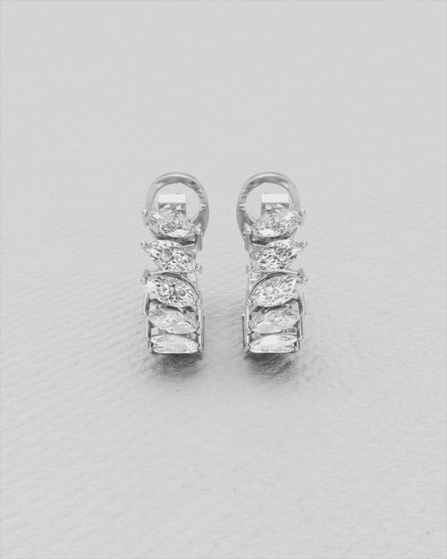 Boucles d'oreilles en or blanc et diamants