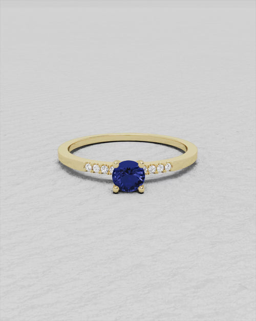 Bague en or blanc, saphir et diamants