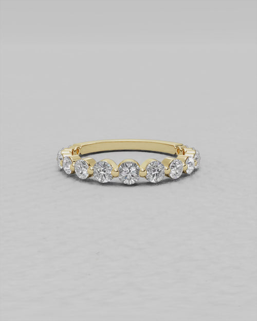 Bague en or blanc 18 kt de 1,71 gr sertie de diamants naturels non traités taille brillant de 0,78 ct F/VVS