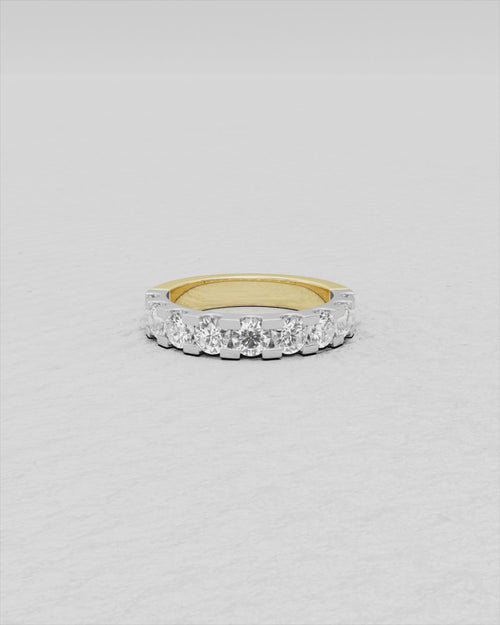 Bague en or bicolore et diamants