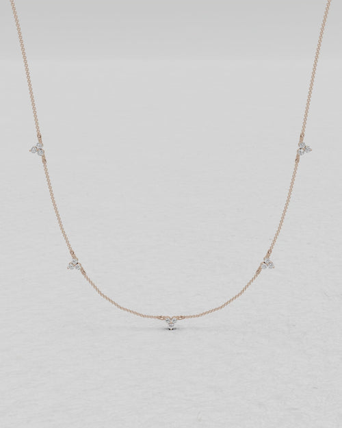 Collier en or jaune et diamants