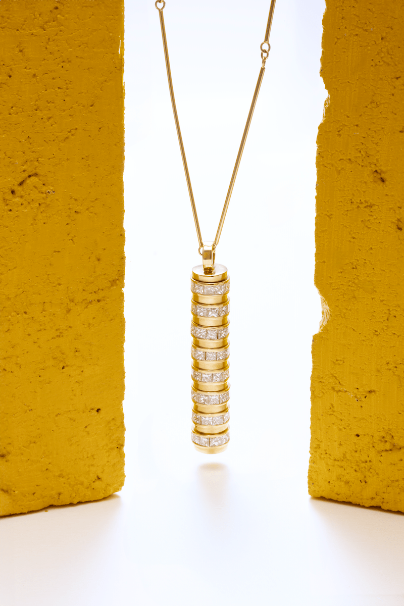 Yellow gold and diamond necklace